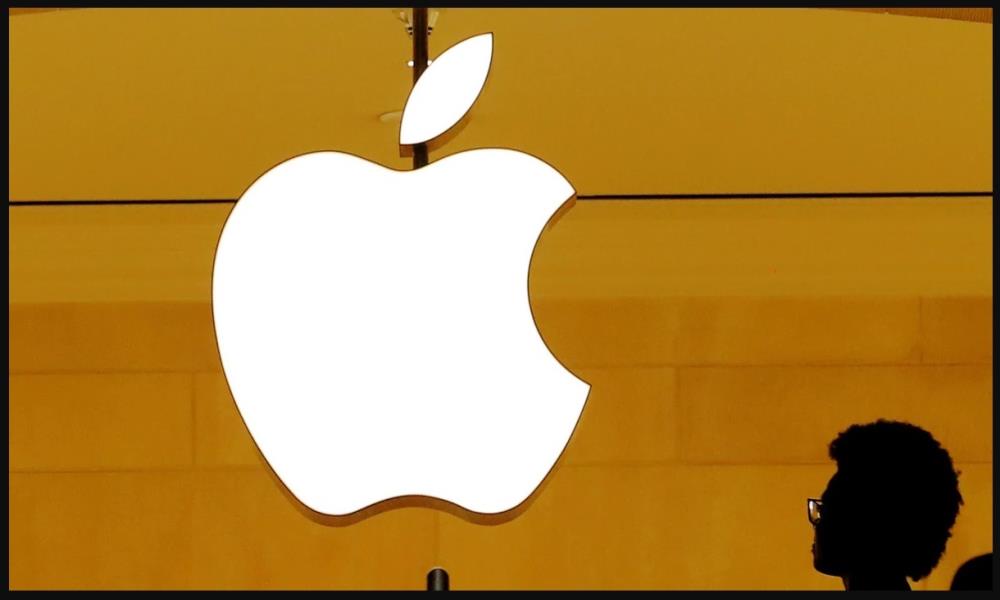 Apple's  Communications  Head  Steve  Dowling  Quits...